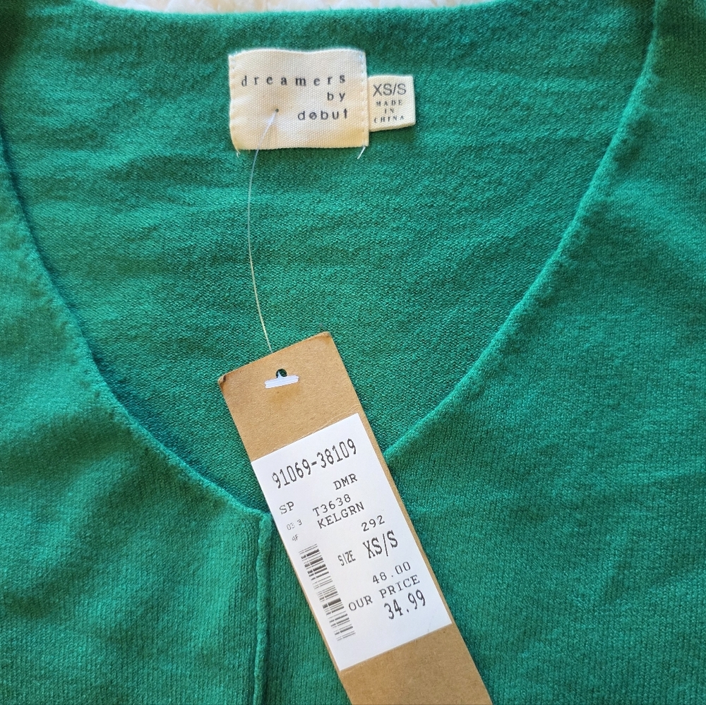 Dreamers by Debut Kelly Green Sweater XS/S NWT